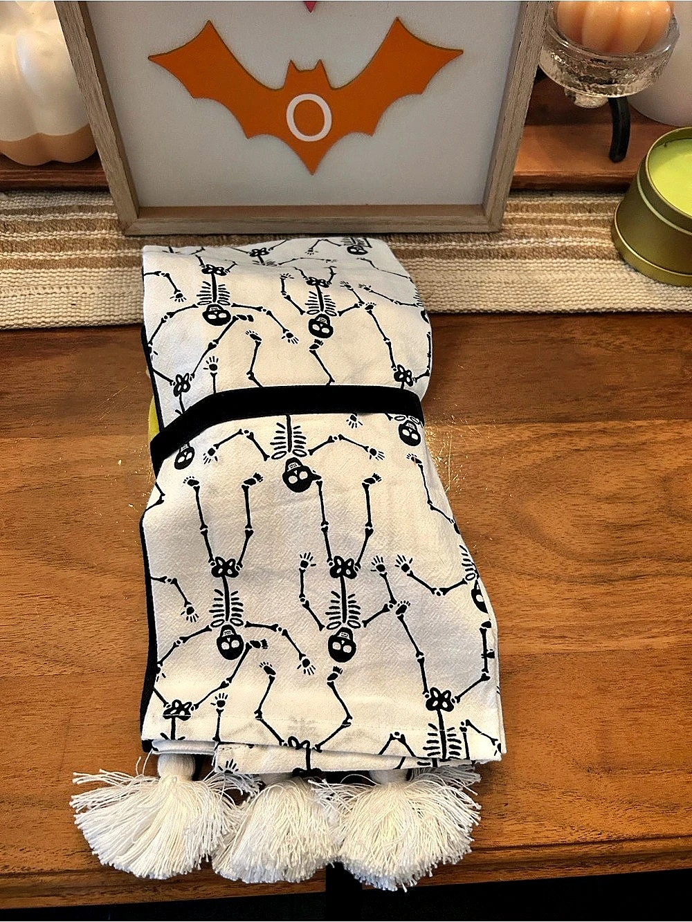 Halloween Kitchen Towels Black & Orange With 2 Sponges - Picture 4 of 5